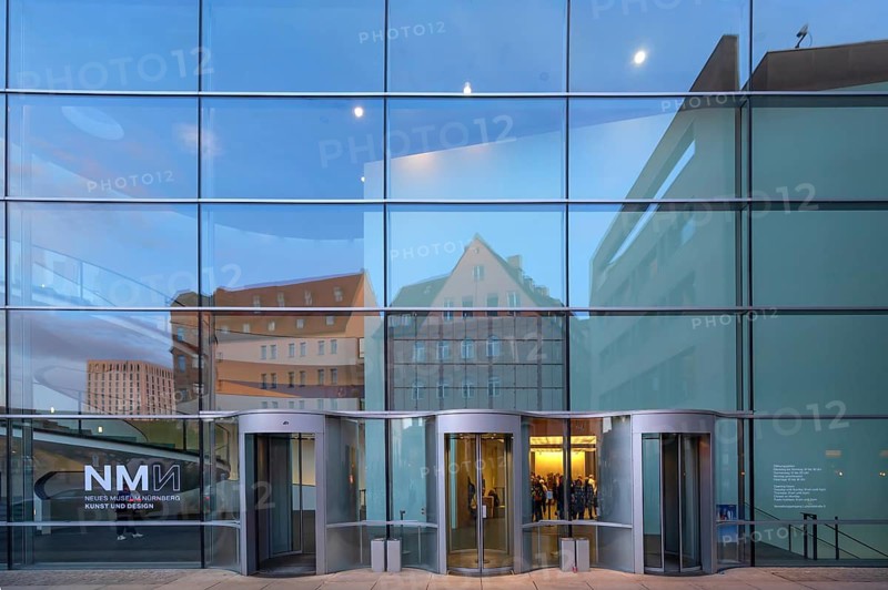 Glass façade and main entrances to the State Museum of Art and Design, Neues Museum, Klarissenplatz, Nuremberg, Middle Franconia, Bavaria, Germany