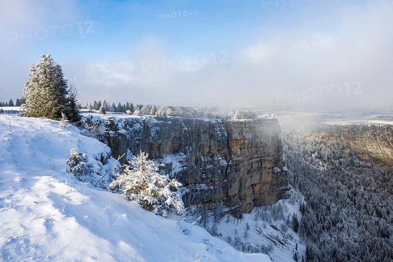 Creux du Van, snow-covered landscape, Jura, Neuchâtel, Switzerland