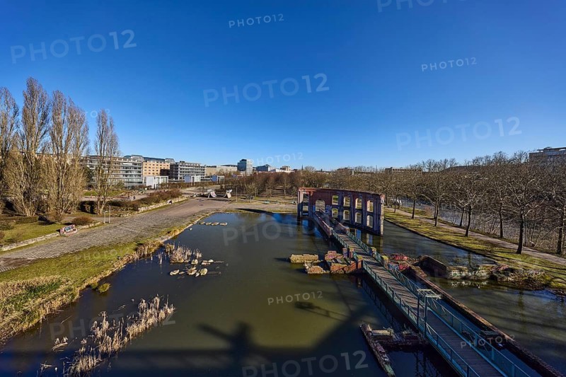 Park, paths, trees, pond, lawn, artificial ruin, skate park, general architecture, bird's eye view, blue sky, cloudless, Bürgerpark Hafeninsel, Saarbrücken, state capital, regional association Saarbrücken, Saarland, Germany