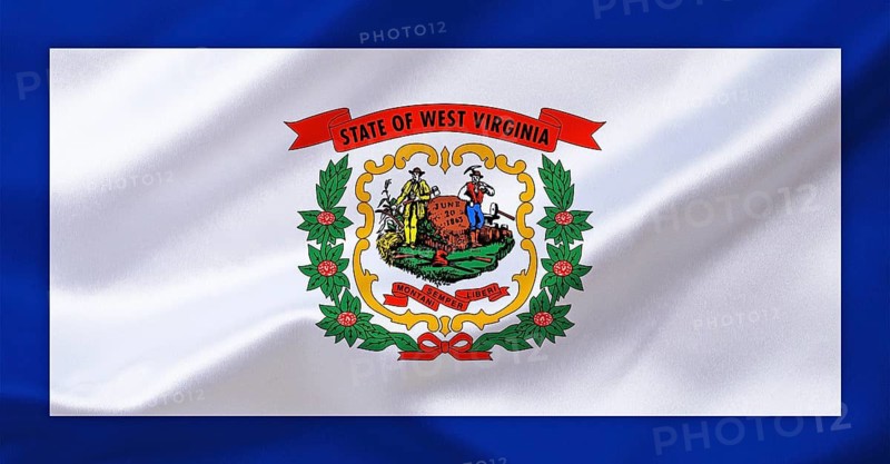 The flag of West Virginia, Studio