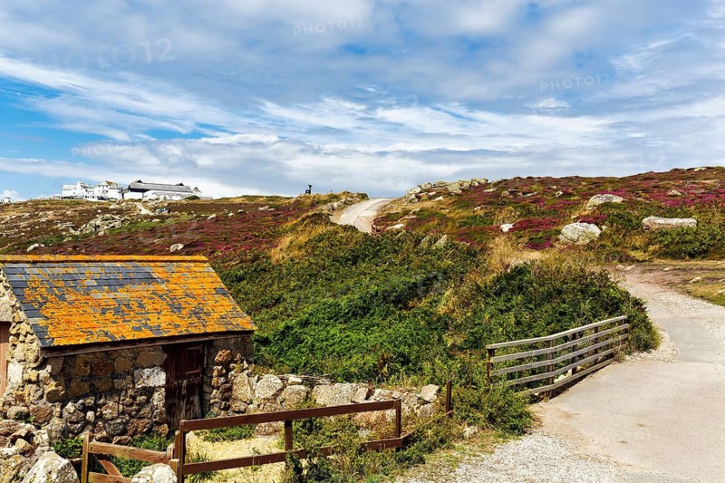 Land's End headland, Lands End, coastline, Penzance, Penwith Peninsula, coastal walking trail, South West Coast Path, Cornwall, England, Great Britain