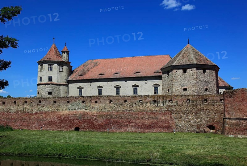 Fogarash Fortress, Cetatea Fagarasului, a historical monument, construction began in 1310, in the city of Fagaras, the fortress is now home to the Museum of the Fagaras Land, Brasov District, Transylvania, Romania