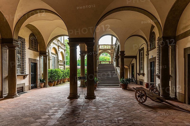 Entrance area with columns and round arches, Palazzo Pfanner, historic city centre, Lucca, Tuscany, Italy