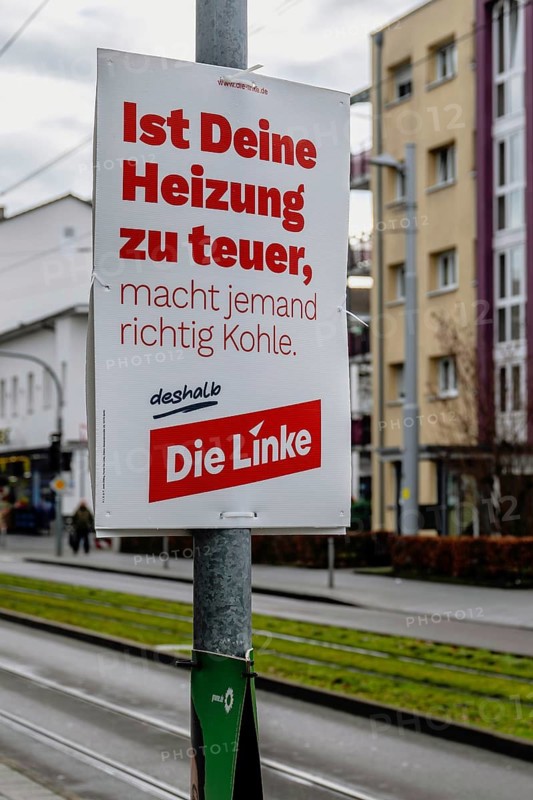 Advertising poster Die Linke, Ist Deine Heizung zu teuer, macht jemand richtig Kohle
