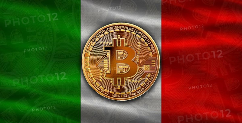 Investors in Blockchain Technology with Italian flag in the background. Bitcoin cryptocurrency with Italy flag