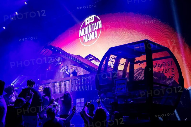 DJ Ramazzotti live at Mountain Mania - après-ski like never before! in the Berlin Uber Arena on 15.03.2025