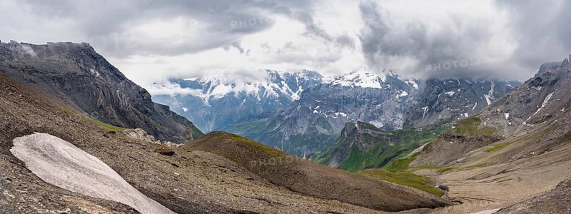 View of steep mountain peaks, cloud-covered mountain landscape, Rote Härd, Bernese Alps, Bernese Oberland, Switzerland