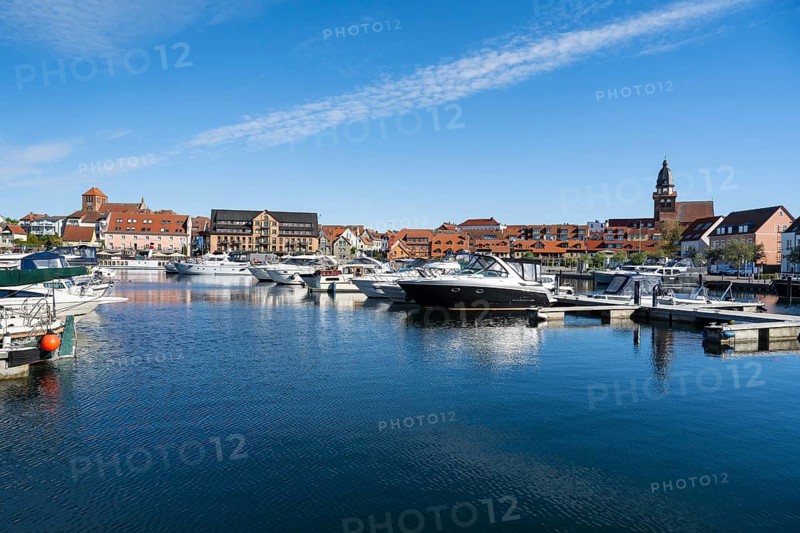 City view with city harbor, churches of St, Georgen and St. Marien, Waren, Müritz, Mecklenburg Lake District, Mecklenburg-Western Pomerania, Germany
