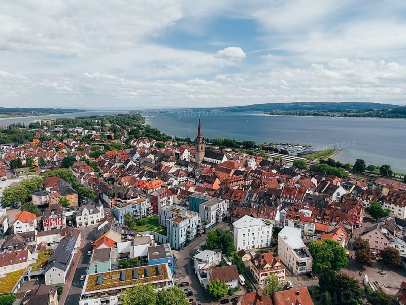 Aerial view of the town of Radolfzell am Lake Constance with the Radolfzeller Münster, Konstanz district, Baden-Württemberg, Germany