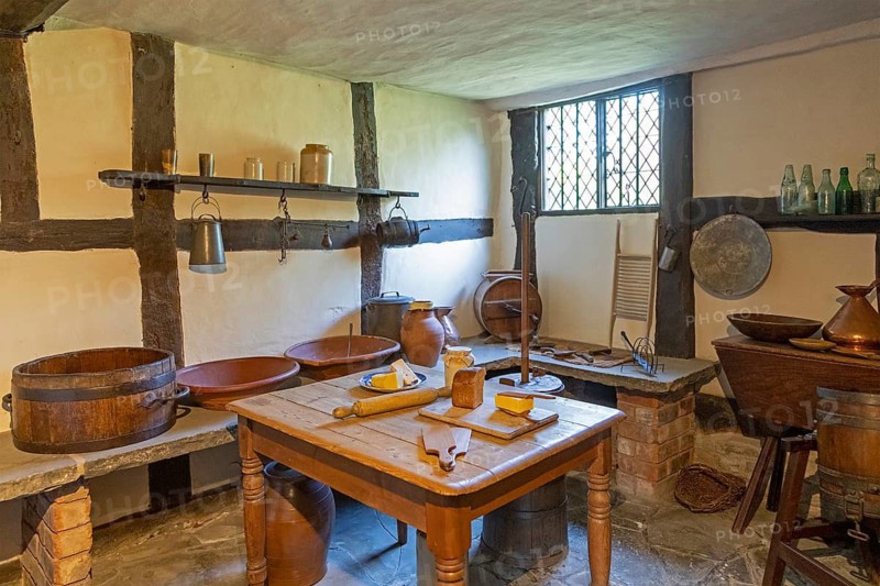 Interior, kitchen, Anne Hathaway's Cottage, Shottery, Stratford-upon-Avon, Warwickshire, England, Great Britain