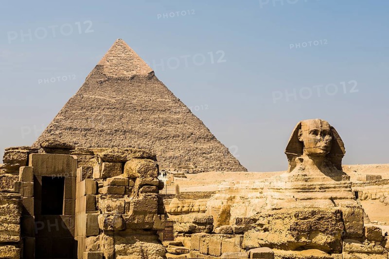 Sphinx and pyramid, Giza pyramids, UNESCO World Heritage Site, Giza, Cairo, Egypt