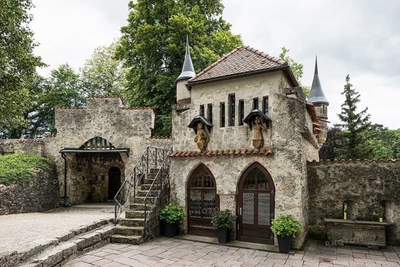Lichtenstein Castle, Honau, Swabian Alb, Baden-Württemberg, Germany