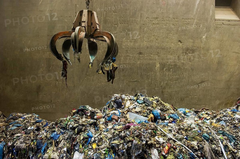 Garbage, household waste, waste separation, waste incineration, waste incineration plant, energy, TREA, Eschbach, Breisgau, Baden-Württemberg, Germany