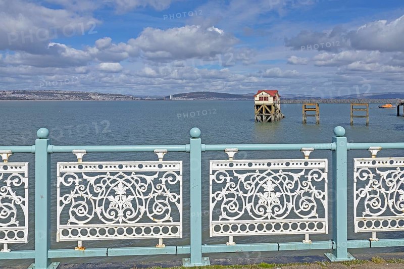 Mumbles Pier, Boathouse, Rescue Station, Mumbles Head, Gower Peninsula, Swansea Bay, Wales, Great Britain