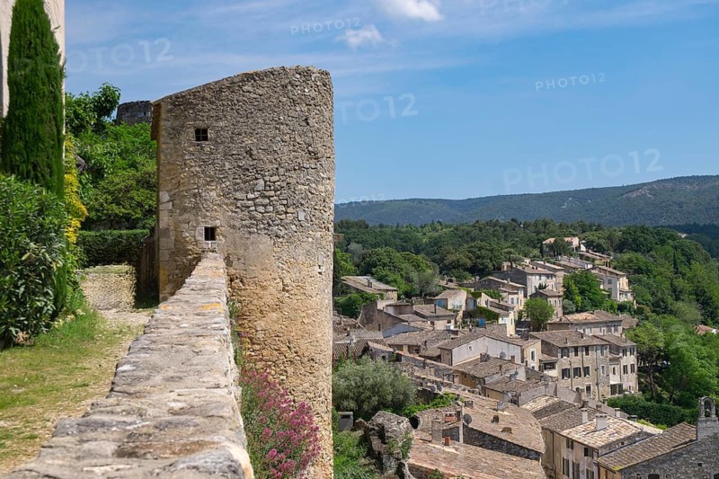 Village of Menerbes, Luberon, Vaucluse, Provence, France