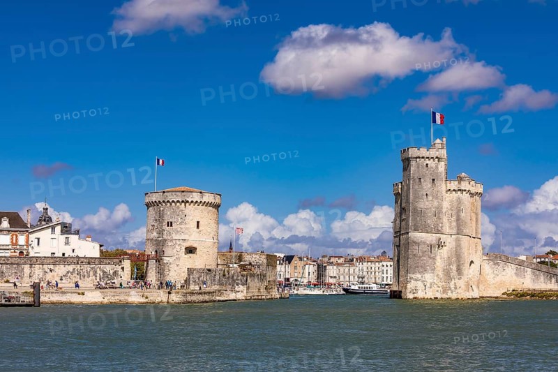 Cityscape with the Tour de la Chaîne and Tour St. Nicolas, Old Port, Old Town, La Rochelle, Atlantic Coast, Aquitaine, New Aquitaine, France