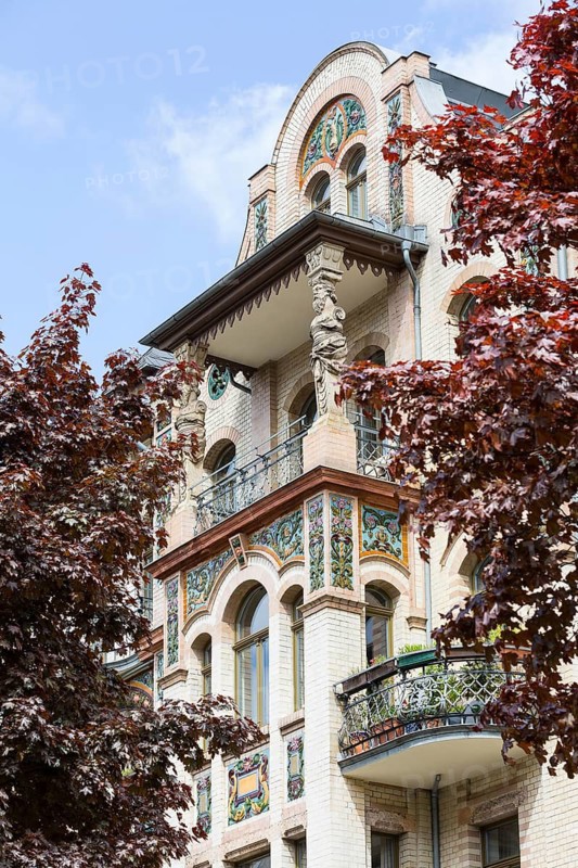 Majolica houses by architect Reinhold Siebert, richly decorated town houses in early Art Nouveau, residential complex, Art Nouveau villas and Wilhelminian era buildings on the Kaßberg, Chemnitz, Saxony, Germany
