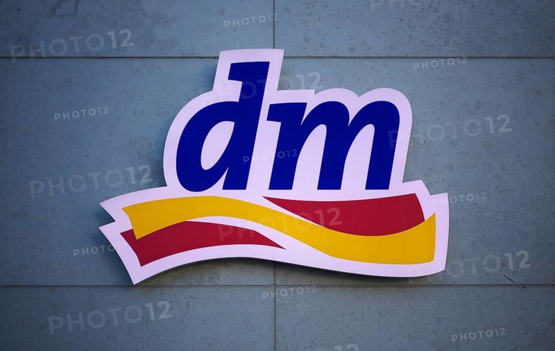 Logo drugstore dm, Stuttgart, Baden-Württemberg, Germany