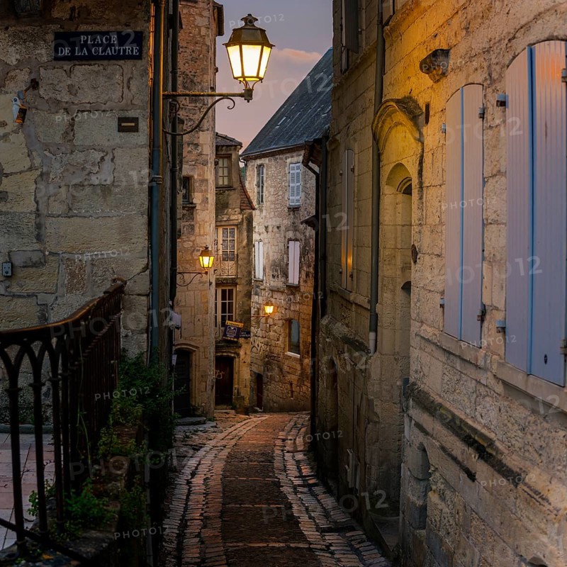 Evening in an old town alley in Pèrigueux, Dordogne, France