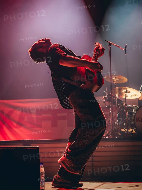 Johannes Eisner, singer from Kaffkiez live on Wir Tour 2026 in Berlin's Max-Schmeling-Halle on 24.04.2026