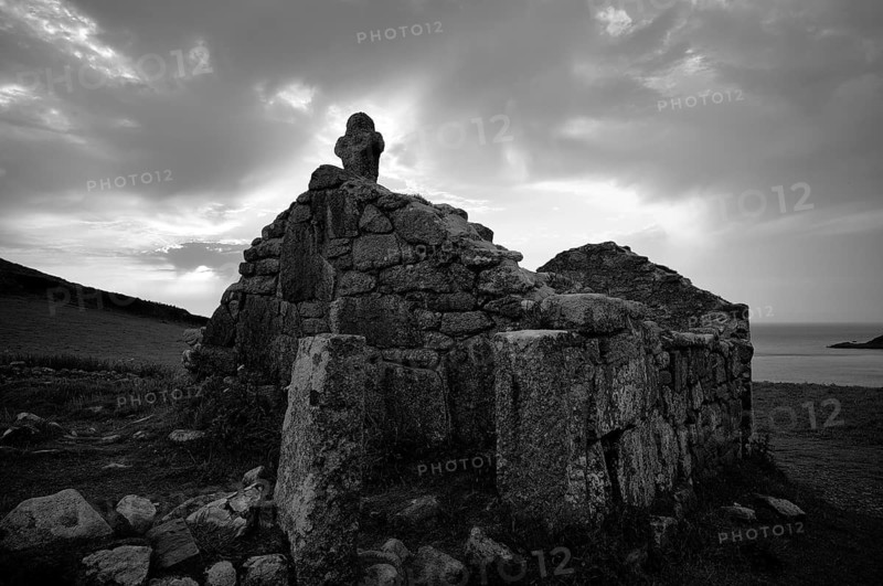 Ruins of the former church of St Helen's Oratory, Cape Cape Cornwall, black and white, St Just in Penwith, Cornwall, England, Great Britain, Great Britain