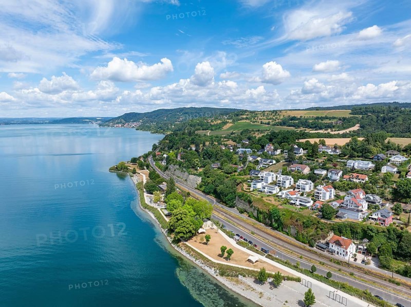Aerial view of Lake Constance with the Landesgartenschaugelände and lakeside park, Goldbach, Überlingen, Bodenseekreis, Baden-Württemberg, Germany