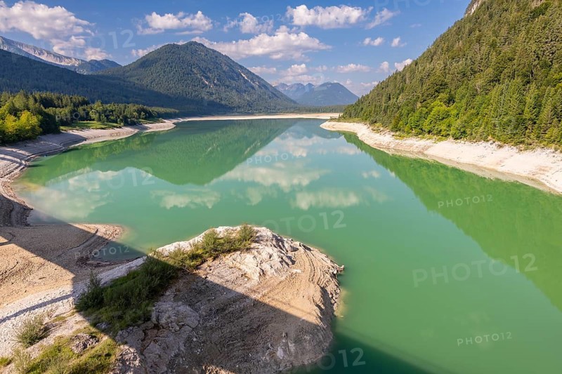 Lake, mountain lake, mountains, reflection, sunny, drought, low tide, drought, climate change, August 2026, Sylvenstein Dam, Sylvensteinsee, Isar, Lenggries, Bavarian Alps, Bavaria, Germany