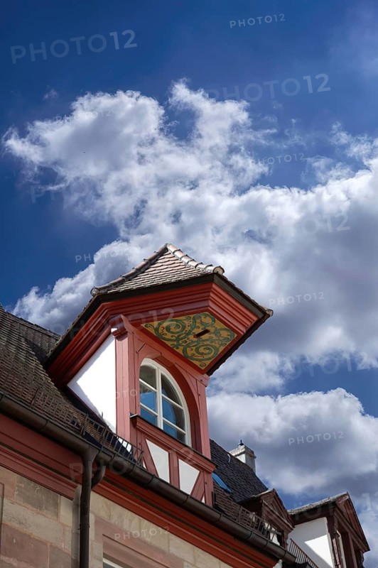 Historischer Dachaufzugserker, Weißgerbergasse 29, Nuremberg, Middle Franconia, Bavaria, Germany