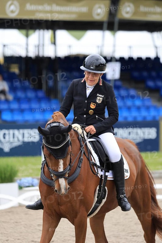 Martina Benzinger, para-dressage rider, para-dressage, Balve, North Rhine-Westphalia, Germany