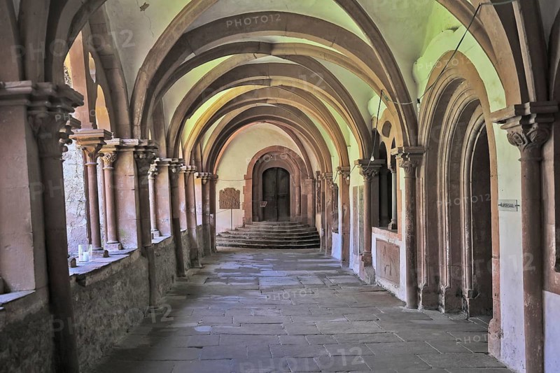 Cloister of Bronnbach Abbey, Monasterium Brunnbacensis, later also Bronnbach Castle, a former Cistercian abbey founded in 1151, Tauber Valley, Reicholzheim, Main-Tauber district, Baden-Württemberg, Germany