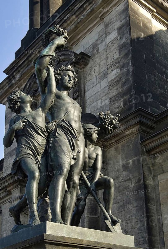 Historical figures, Brühl's Terrace, Dresden, Old Town, Saxony