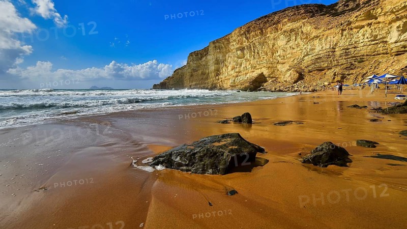 Red Beach, dream beach in the neighboring bay of Matala, sandy beach with cliffs and sea, calm waves under a clear sky, Matala, south coast, Crete, Greek Islands, Greece