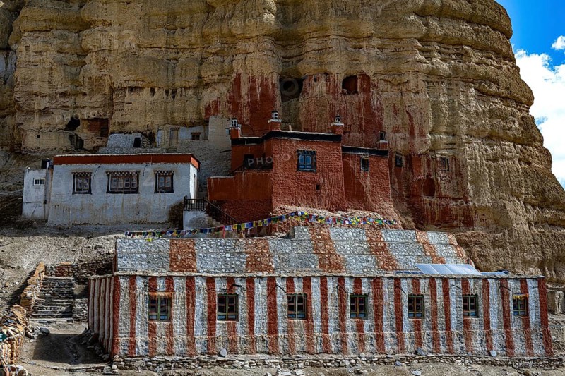Buddhist rock monastery, Nhyphu Monastery (also known as Niphu) in Choser, Mustang, Upper Mustang, former kingdom, Himalayas, Nepal