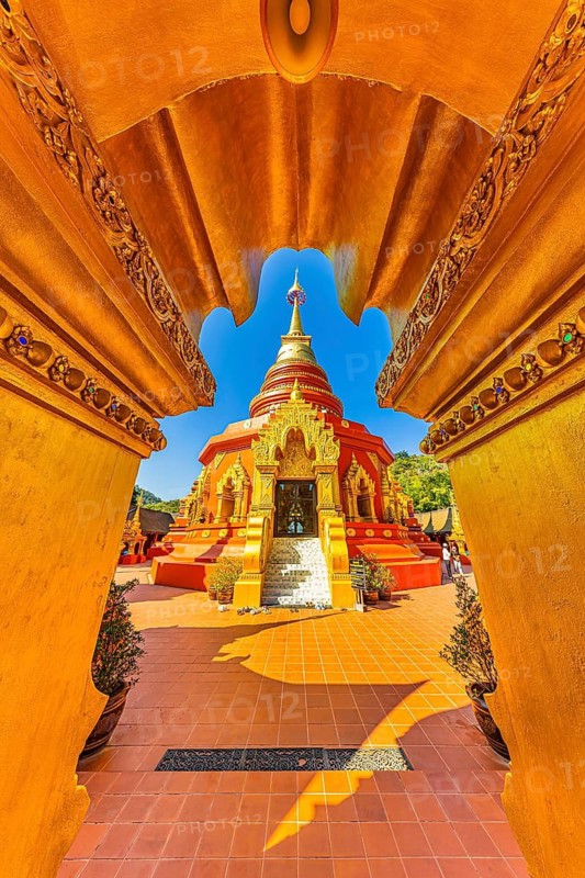 Portal to the Buddhist temple complex Wat Phra That Don Phra Chan, near Lampang, Lampang Province, Thailand