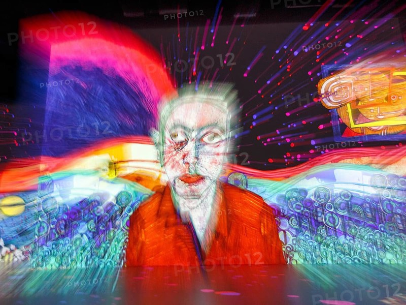 Immersive exhibition, digital art, famous paintings, colorful projections on walls, pictures by Hundertwasser, portrait, motion blur, art museum, Port des Lumieres, Westfield Überseequartier, Hafencity, Hamburg, Germany