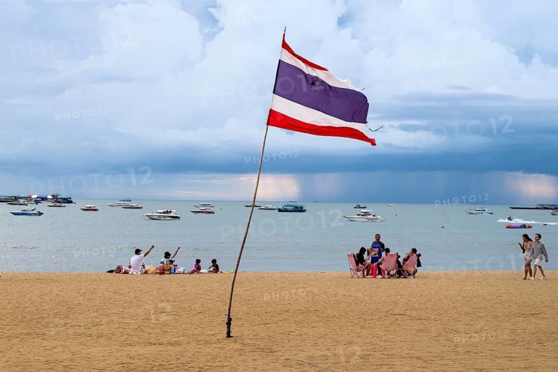 Sandy beach beach and Thailand flag, Pattaya, Thailand
