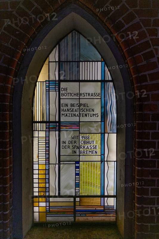 Stained glass window on the patronage of the Hanseatic City, Sparkasse Bremen, historic Böttcherstraße in the old town of the Hanseatic City of Bremen from the 1920s, example of clinker expressionism architecture, brick architecture, patron, donation, support, help, popular tourist destination