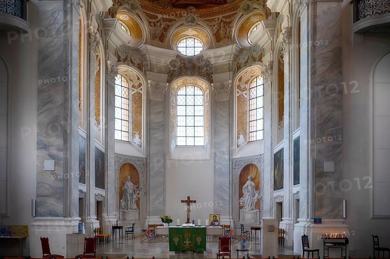 Interior view, chancel, altar, Protestant town church, Ellwangen (Jagst), Baden-Württemberg, Germany