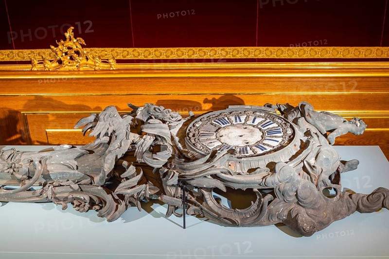 State rooms in the Dresden Royal Palace Historic ballrooms of the Dresden Royal Palace shone in new splendor after its reconstruction, almost 81 years after its destruction. Fireplace clock destroyed during bombing, Dresden, Saxony, Germany