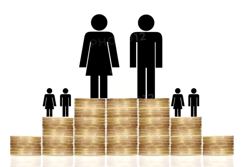 Family allowance, family on euro coins, support, studio recording, Lower Saxony, Federal Republic of Germany
