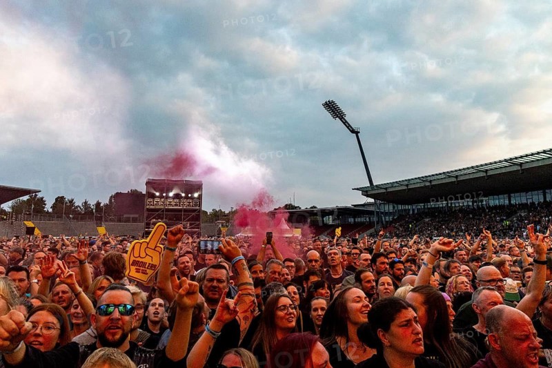 Fans set off pyrotechnics at the BROILERS concert at the 2026 Open Airs at Auestadion Kassel on 18.07.2026
