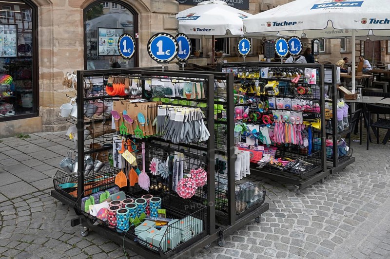 Goods rack with products for 1 euro, on the street, marketplace, Lauf an der Pegnitz, Middle Franconia, Bavaria, Germany