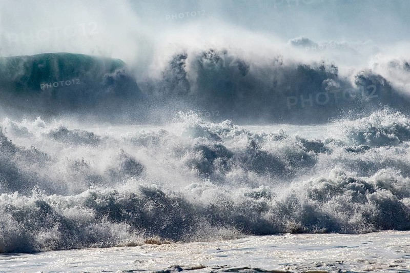 Waves on the ocean off Madeira, Jardim do Mar, Madeira, Portugal