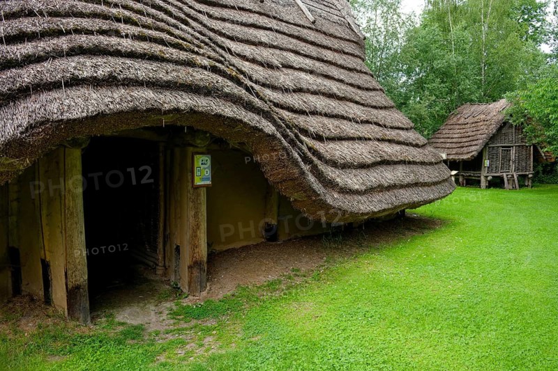 Early historic house, Germanic settlement, Opfermoor open-air museum, prehistoric place of worship, history, Niederdorla, Bailiwick, Unstrut-Hainich-Kreis, Thuringia, Germany