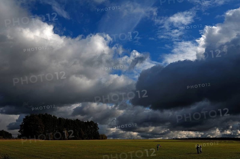 Dark rain clouds (Nimbostratus), Eckental, Middle Franconia, Bavaria, Germany