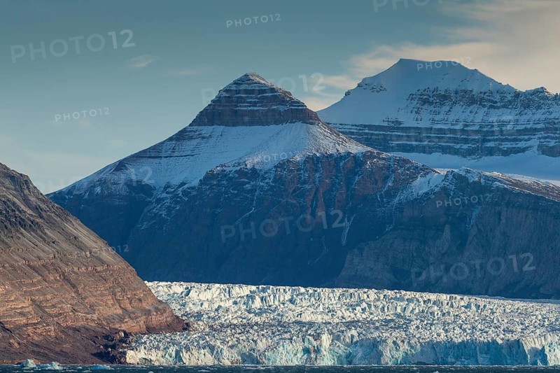 Glacier Front, Ossian Sarsfjellet, Colletthogda, Kronebreen or Crown Glacier, Kongsfjord or Kongsfjorden, Spitsbergen archipelago, Svalbard, Norway