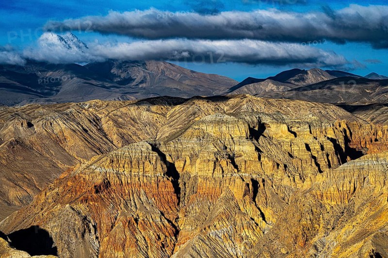 Mountain landscape, erosion landscape near Yara, evening light, Mustang, Upper Mustang, former kingdom, Himalayas, Nepal