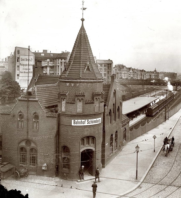 Berlin, Schöneberg, Stadtbahn- und Vorort-Bahnhof Schöneberg, Station Building, A Brick-Architected Station with Adjoining Urban Environment, Oskar Sparke, 1908