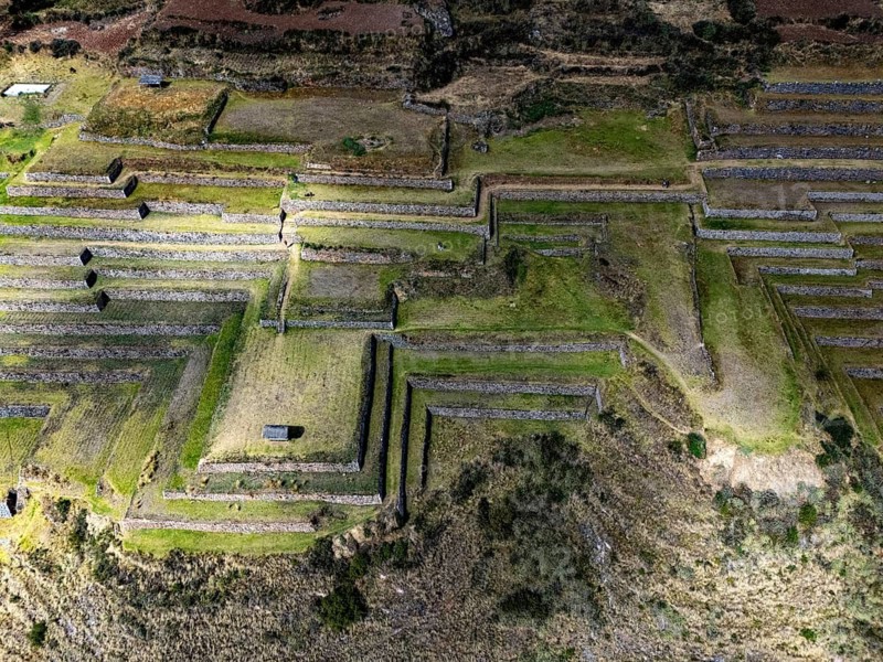 Agricultural terraces, Cinchero archaeological site, Inca architecture, Quechua, indigenous population, Urubamba Valley, Cusco region, Andes, South America