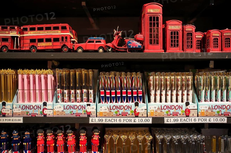 Miniatures of red telephone box, double-decker bus, pens, souvenir shop, souvenirs, Kensington, London, England, Great Britain, Great Britain